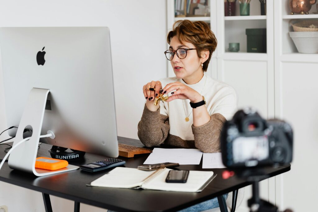 freelancing earning money online 
how to earn online ??
 